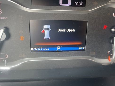 Used 2018 Honda Pilot EX-L image 5