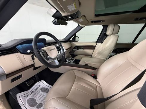 Certified 2023 Land Rover Range Rover SE image 13