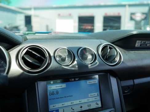 Used 2017 Ford Mustang Shelby GT350 RWD image 26