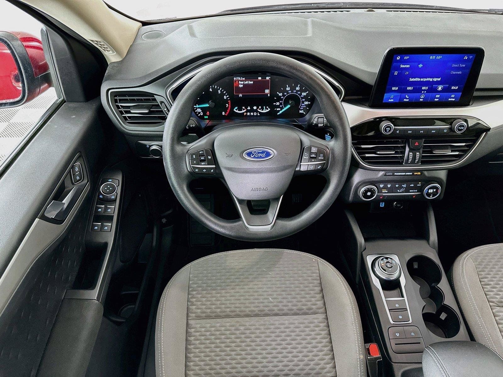 Used 2020 Ford Escape SE AWD/4WD image 2