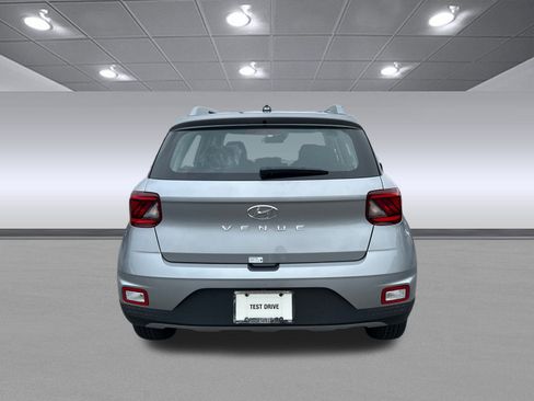 New 2025 Hyundai Venue SEL image 6