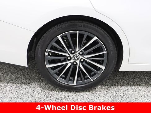 Used 2025 Lexus ES 350 w/ Premium Package image 6