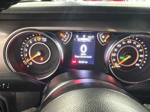Used 2019 Jeep Wrangler Sport AWD/4WD image 20