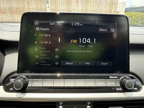 Used 2021 Kia Forte LXS FWD image 27