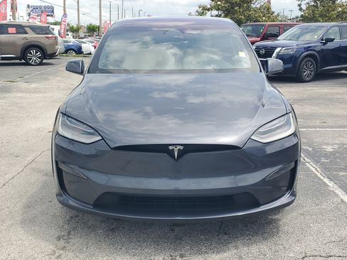 Used 2023 Tesla Model X AWD/4WD image 2