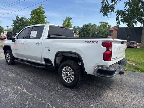 Used 2020 Chevrolet Silverado 2500 LT AWD/4WD image 5