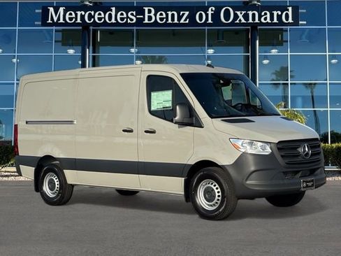 Used 2026 Mercedes-Benz Sprinter 2500 image 1
