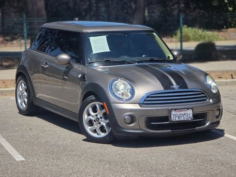 Used 2013 MINI Cooper Hardtop FWD image 1