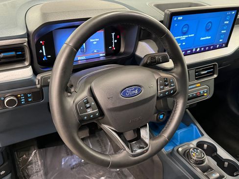 Used 2025 Ford Maverick XLT w/ XLT Luxury Package FWD image 4