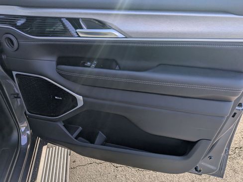 New 2026 Jeep Grand Wagoneer L Limited image 28