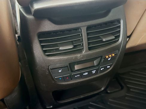 Used 2018 Acura MDX FWD w/ Advance Package image 23