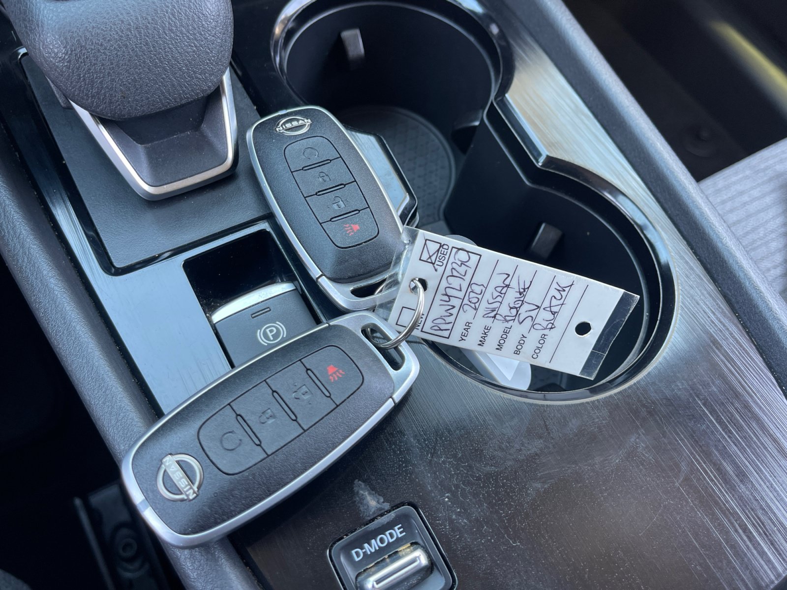 Used 2023 Nissan Rogue SV FWD image 30