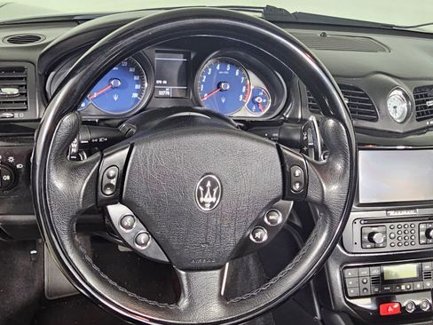 Used 2012 Maserati GranTurismo Convertible 2D image 23