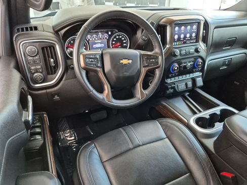 Used 2020 Chevrolet Silverado 1500 High Country w/ Technology Package AWD/4WD image 35