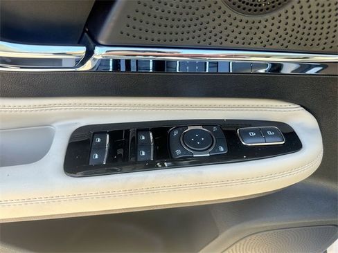 New 2026 Lincoln Corsair Reserve image 13