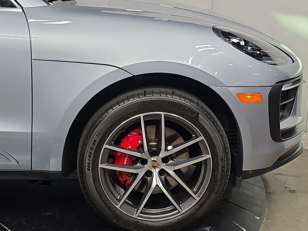 Used 2023 Porsche Macan S AWD/4WD image 11
