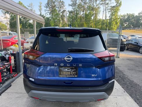 Used 2023 Nissan Rogue SV FWD image 5