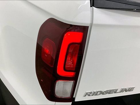 Used 2021 Honda Ridgeline Black Edition image 24