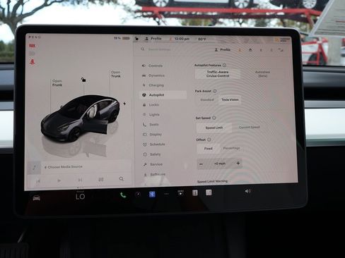 Used 2022 Tesla Model 3 image 48