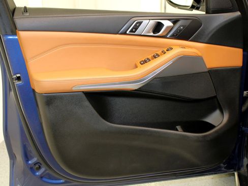 Used 2019 BMW X5 xDrive40i w/ Convenience Package image 37