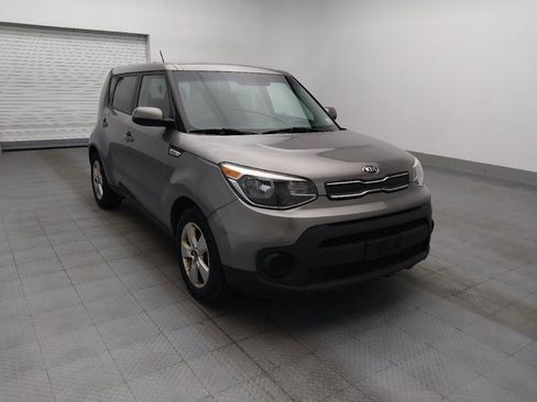 Used 2019 Kia Soul w/ Convenience Package FWD image 13