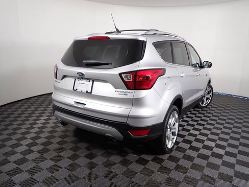 Used 2019 Ford Escape Titanium AWD/4WD image 21