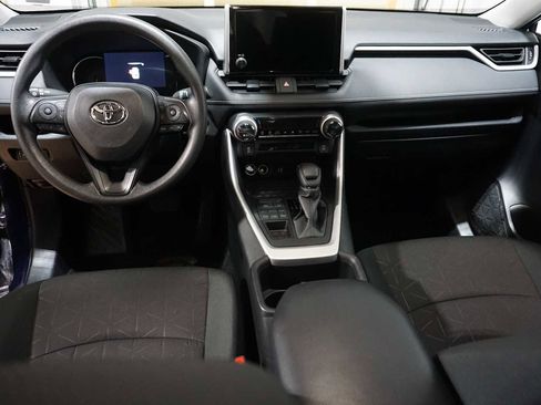 Used 2024 Toyota RAV4 XLE image 17