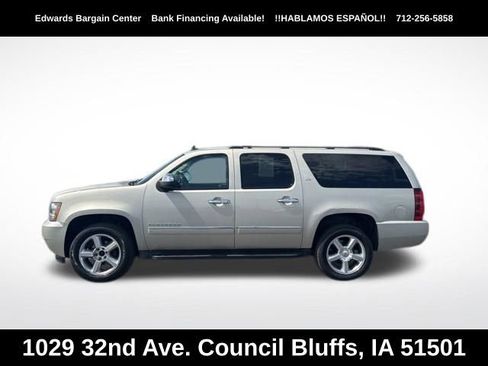 Used 2013 Chevrolet Suburban LTZ image 4