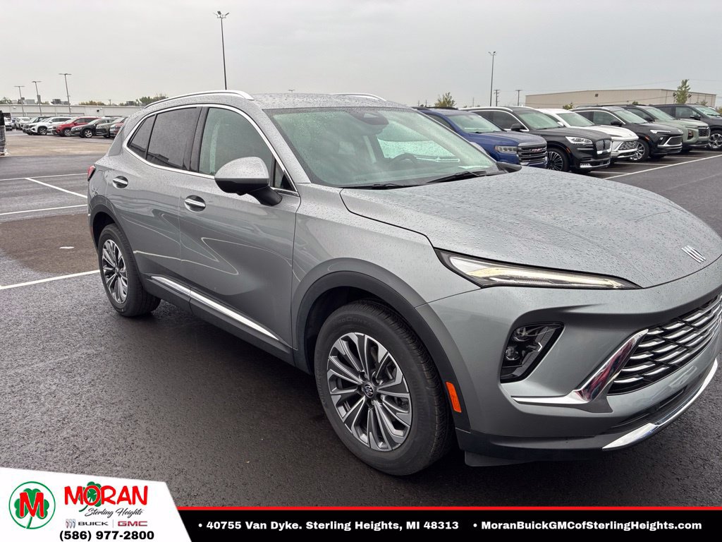 Used 2024 Buick Envision Preferred AWD/4WD image 3