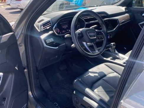 Used 2021 Audi Q3 2.0T Premium Plus w/ Premium Plus Package AWD/4WD image 14