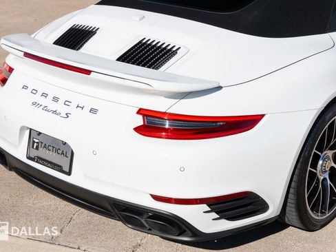 Used 2017 Porsche 911 Turbo S image 18