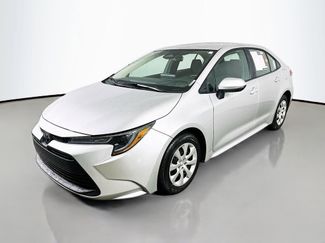 Used 2025 Toyota Corolla LE video 3