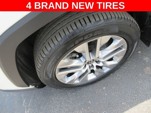 Used 2022 Toyota RAV4 XLE Premium AWD/4WD image 2