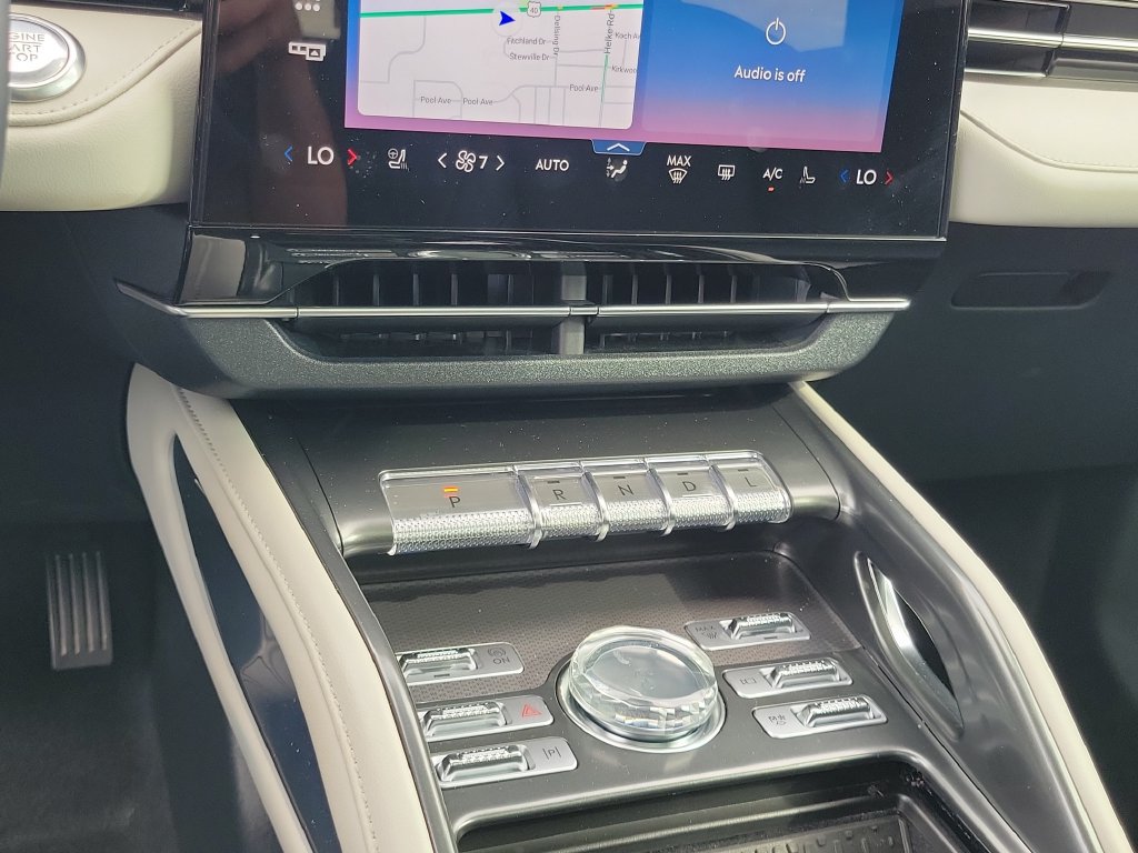 Certified 2025 Lincoln Nautilus Premier w/ Equipment Group 102A AWD/4WD image 27