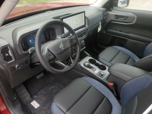 New 2026 Ford Bronco Sport Outer Banks AWD/4WD image 11