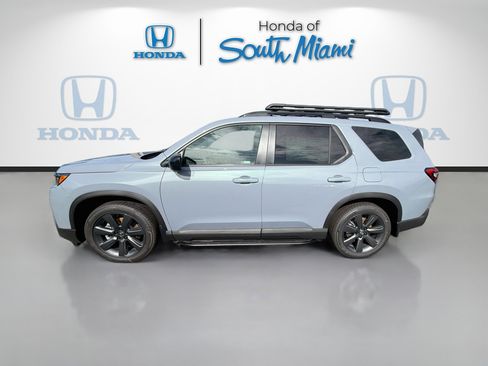 New 2026 Honda Pilot Sport image 4