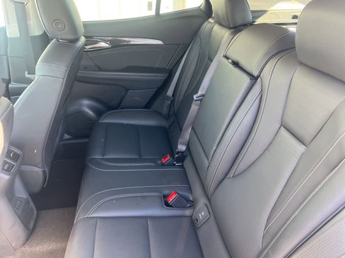 Used 2024 Buick Envision Preferred image 12