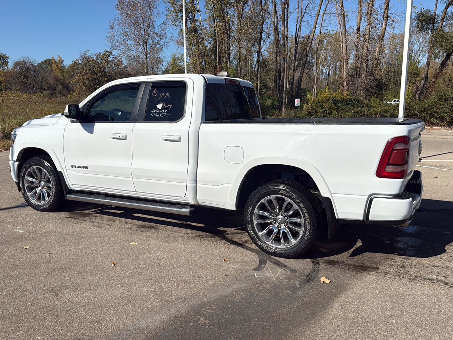 Used 2021 RAM 1500 Laramie w/ Sport Appearance Package AWD/4WD image 4