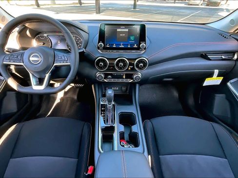 New 2025 Nissan Sentra SR image 5