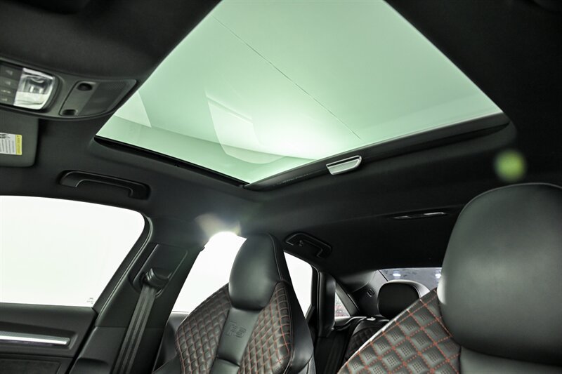 Used 2019 Audi RS 3 AWD/4WD image 18