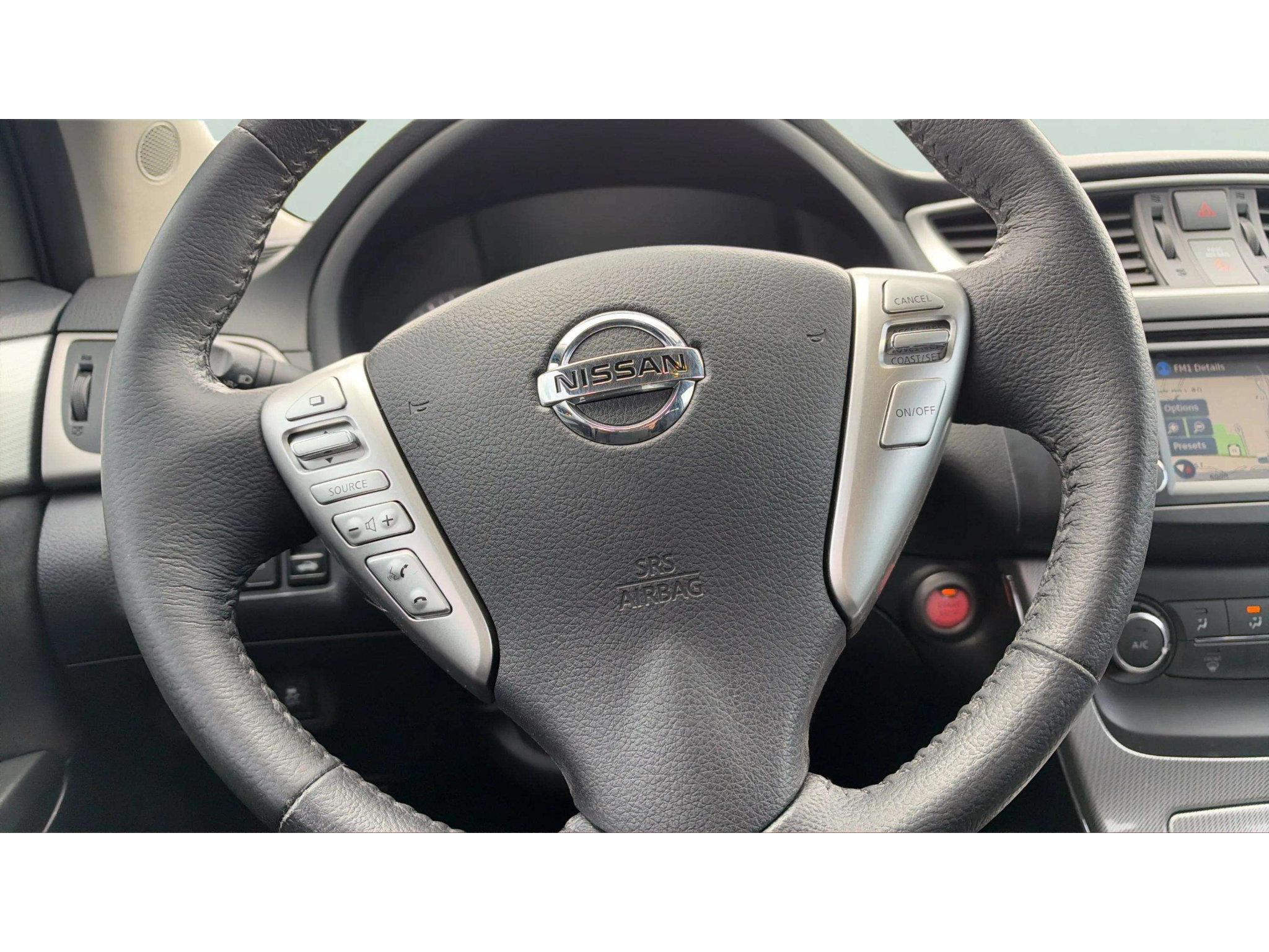 Used 2015 Nissan Sentra SR w/ Navigation Package FWD image 15