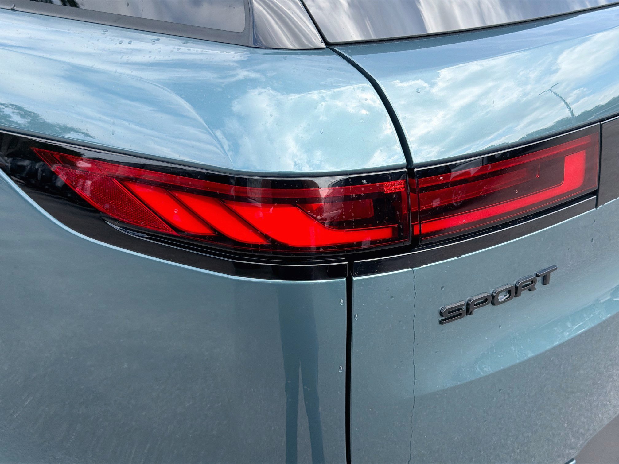 New 2027 Land Rover Range Rover Sport SE AWD/4WD image 10