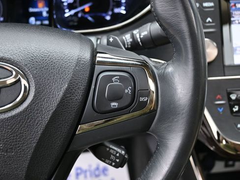 Used 2014 Toyota Avalon Limited image 17