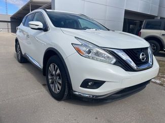 Used 2017 Nissan Murano SV video 1
