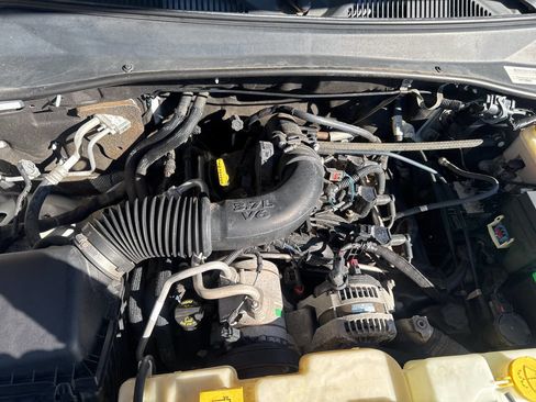 Used 2011 Dodge Nitro Heat w/ Popular Equipment Group image 29