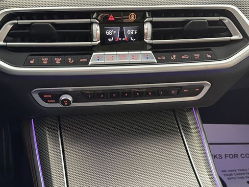 Used 2021 BMW X5 xDrive40i w/ M Sport Package image 21