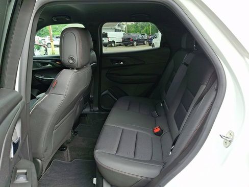 Used 2023 Chevrolet TrailBlazer RS w/ Convenience Package AWD/4WD image 16