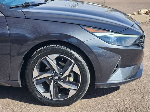 Used 2023 Hyundai Elantra SEL w/ Convenience Package image 28