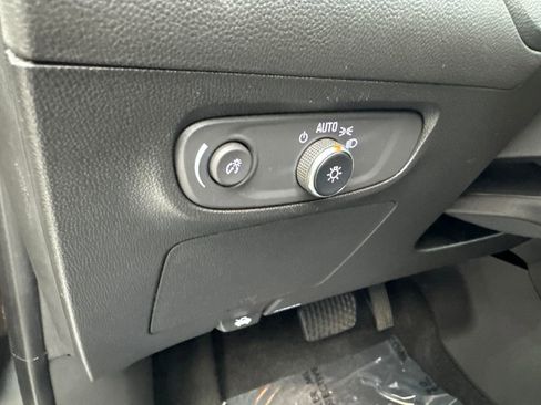 Used 2025 Buick Encore GX Preferred FWD image 50