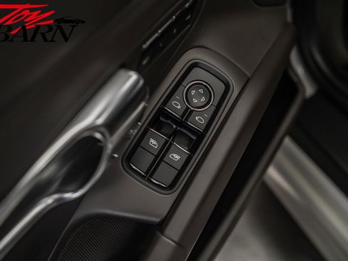 Used 2018 Porsche 718 Cayman S image 21